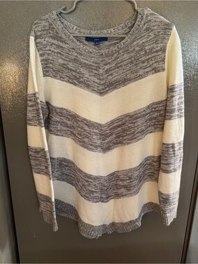 Apt. 9 Cream and Gray Chevron-Stripe Crewneck Sweater